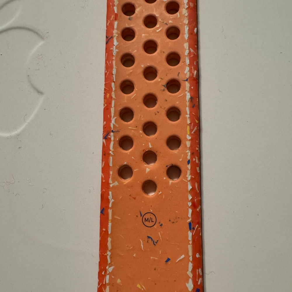 Apple Bright Orange Watch Strap - Picture 4 of 6
